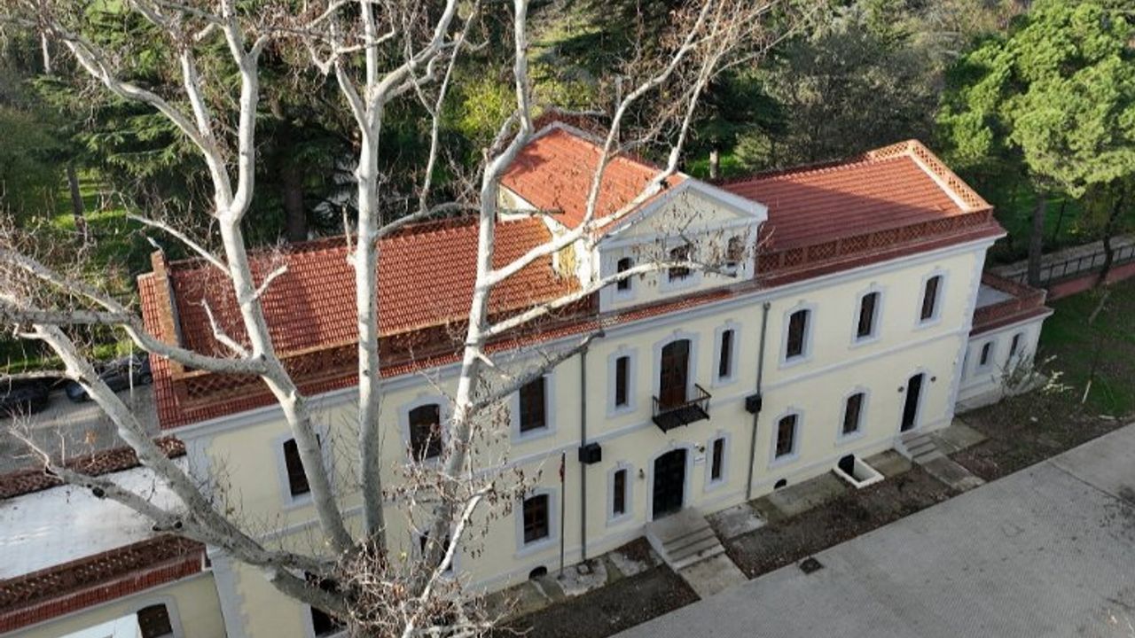 Bursa'da 132 yıllık tarihi okul, ilk günkü ihtişamına kavuştu
