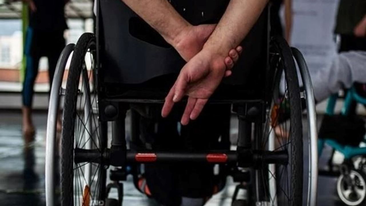 "Engellilerin daha önce yararlandıkları haklar sistemli bir şekilde azaltılıyor"