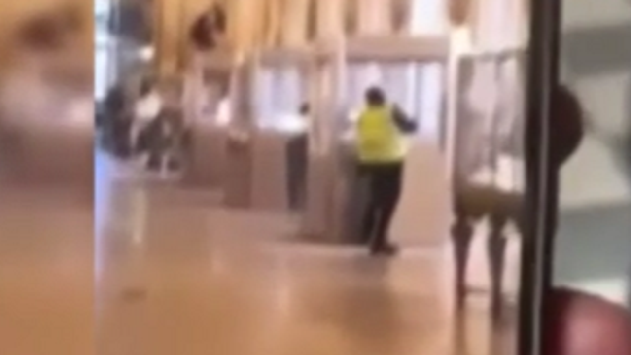 Louvre soyguncularının profilleri; Meslekleri, kökenleri, sabıka kayıtları...