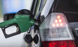 Motorine 80 kuruş zam; Litre fiyatı 15 TL'yi aştı