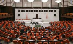 Torba kanun teklifinden çıktı: Şirketlerin “şöhretine” zarar verecek haberlere üç yıl hapis cezası verilecek