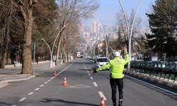 2 bin 402 şüpheli yakalandı