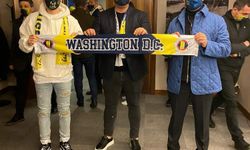 Mesut Özil ve Ali Koç'tan Fenerbahçe atkısı ile Washington DC United'a mesaj