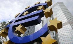 "Avrupa Merkez Bankası, yüksek enflasyona karşı politika değiştirmeyecek"