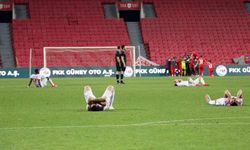 Yeni Süper Lig ekibini İzmir derbisi belirleyecek