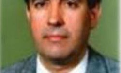 Emekli profesör, kalp krizinden hayatını kaybetti