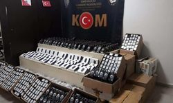 İzmir'de 3 bin 810 kaçak cep telefonu yakalandı