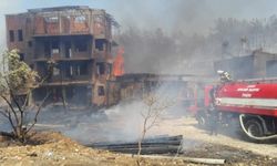 Manavgat'ta 4 noktada orman yangını