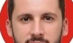 Karşıyaka'da Hüseyin'den imza