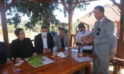 Bakan Yanık, Adana ve Osmaniye'deki yangın bölgelerinde