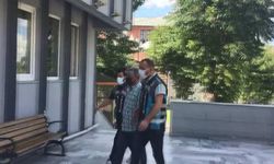 Fatih'te polis ekiplerinden 'değnekçi'ye suçüstü