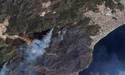 Marmaris ve Manavgat'taki yangın uzaydan görüntülendi