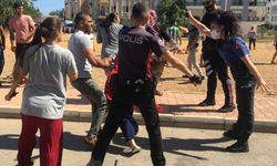 Polisten kavga eden iki aile üyelerine 'Yeter artık, uzaklaşın' anonsu