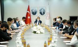 "Şu anda ana odağımız, okulların yüz yüze eğitime devam etmesi"