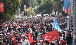 Bakan Dönmez ve Çavuşoğlu, 740'ıncı Ertuğrul Gazi'yi Anma ve Yörük Şenlikleri'ne katıldı