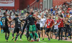 Beşiktaş ikinci yarıda güldü