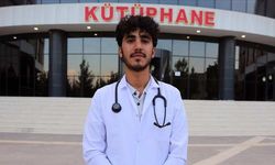 İnşaatında işçiydi, şimdi doktor adayı olarak geliyor