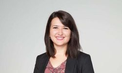 Polisten milletvekillerinin basın açıklamasına müdahale
