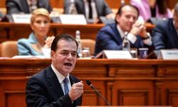 Romanya'da hükümet gensoru ile devrildi