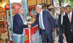 "Prim borcu olan esnafın sağlıktan yararlanma süresi 1 yıl uzatılmalı"