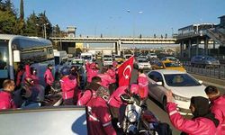 Yemeksepeti için çalışan kuryeler haklarını istiyor