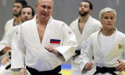 Uluslararası Judo Federasyonu, Vladimir Putin'in onursal başkanlığını askıya aldı