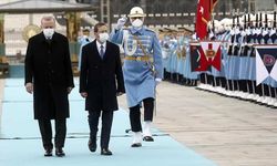 İsrail Cumhurbaşkanı Herzog, resmi törenle karşılandı