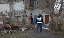 Düzensiz göçmenlere yönelik geniş kapsamlı uygulamada 20 organizatör yakalandı