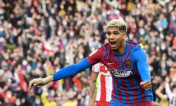 Barcelona, Ronald Araujo'nun serbest kalma bedelini 1 milyar Euro olarak belirledi