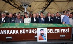 Kılıçdaroğlu, selde yaşamını yitiren CHP Mamak Gençlik Kolları Yöneticisi Yiğit'in cenazesine katıldı