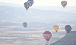 660 bin kişi balonla uçtu