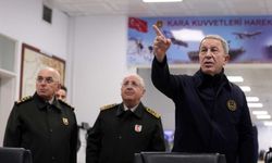 Bakan Akar: 471 hedef, 254 terörist etkisiz hale getirildi