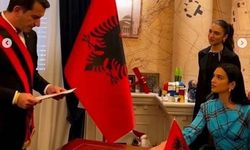 Dua Lipa'ya Arnavutluk vatandaşlığı