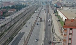 Kocaeli'de D-100 yan yolda akış yönü değiştirildi