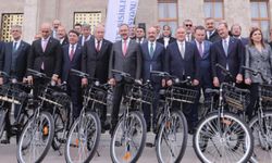TBMM'ye 30 bisiklet teslim edildi