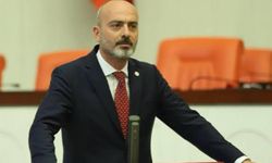 AK Partili Zafer Işık'tan İyi Partili Hüseyin Örs'e zeytin dalı