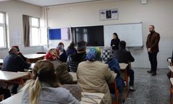 Velilere 'Aile Okulu' eğitimi
