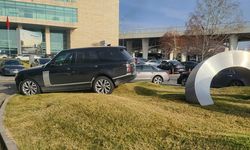 Esenboğa CIP otoparkında yeşil alanı umursayan yok