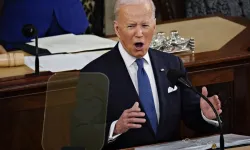 Biden: Yarışı bırakmayacağım