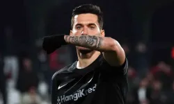 Ünlü futbolcudan vicdanlı açıklamalar: Ben yoruldum artık bu acımasızlıktan