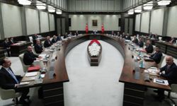 Kabine toplanıyor... Ana gündem deprem ve seçim!