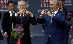 "Başkalarına şampanya diyenler, pudra şekerleri ile ciplerde geziyorlar"