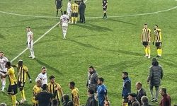 Futbolda kaos sürüyor; İstanbulspor Başkanı maç devam ederken takımı sahadan çekti