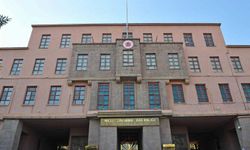 Eğitim uçağı düştü, iki pilot şehit oldu