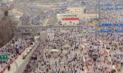 Suudi Arabistan, İran vatandaşlarına vizeyi durdurdu
