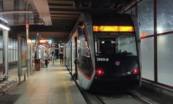 Aşırı sıcak nedeniyle metro seferleri durduruldu