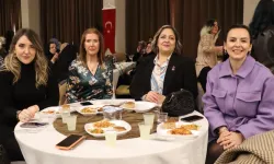 Kocaeli'de kadınlar matinesinde eğlenceli vakit