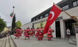Bursa Nilüfer Halk Dansları Bulgaristan’da alkışları topladı