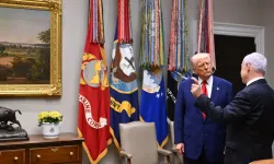 Trump, Hamaney için, "Nerede saklandığını biliyoruz. Onu ortadan kaldırmayacağız, en azından şimdilik" dedi