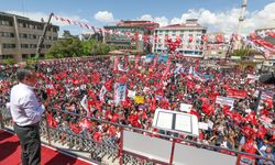 CHP lideri Özel: Biz terörün durmasını savunuyoruz, terörsüz Türkiye'ye "evet" diyoruz